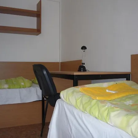 Koleje J.a.komenského Hostel *